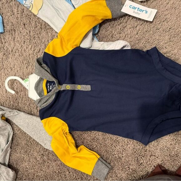 Assorted Baby Onesies and Rompers, shorts and tees 18-24 months - Picture 5 of 10